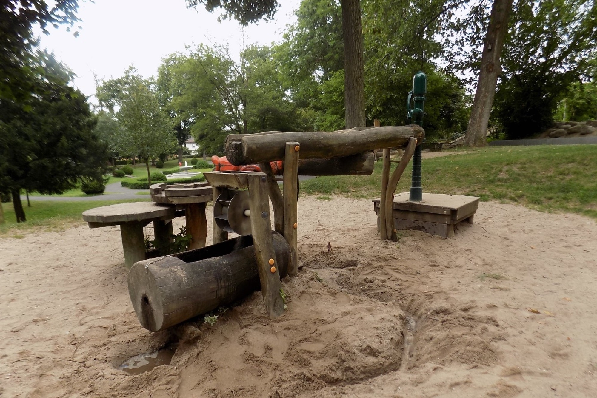 Spielplatzprüfer – Kein Kinderspiel